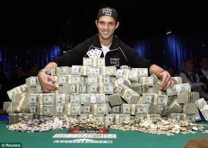 Joe Cada and John Cynn in Contention With 26 Remaining in WSOP Main Event