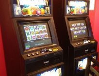 Video gaming terminal