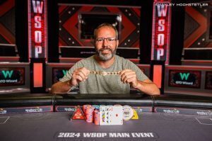 David Eldridge Winning PLO Bracelet